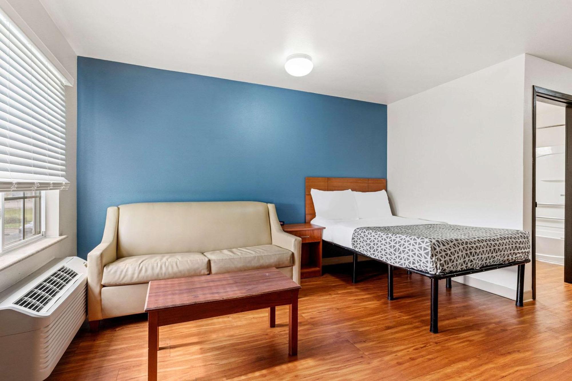 Woodspring Suites Tulsa Eksteriør billede