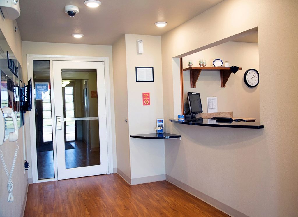 Woodspring Suites Tulsa Interiør billede
